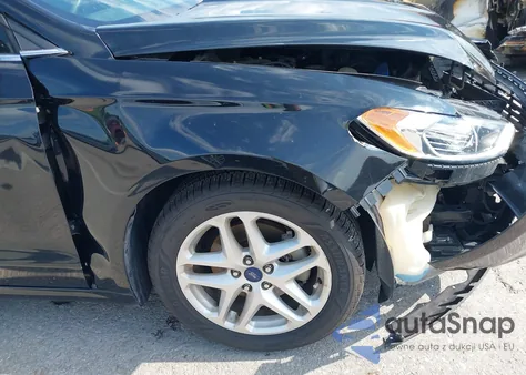 2015 Ford Fusion Se z USA, uszkodzony, nr VIN 1FA6P0H78F5123683